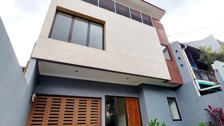 Dijual SEGERA Rumah Bagus Siap Huni di Jl Pinang Perak, Pondok Indah, Jakarta Selatan