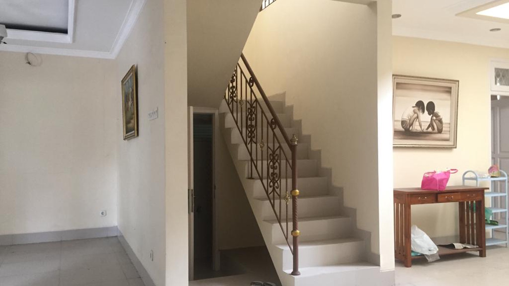 Rumah Sektor 9 Bintaro TangSel, lokasi dekat dg pusat kuliner....