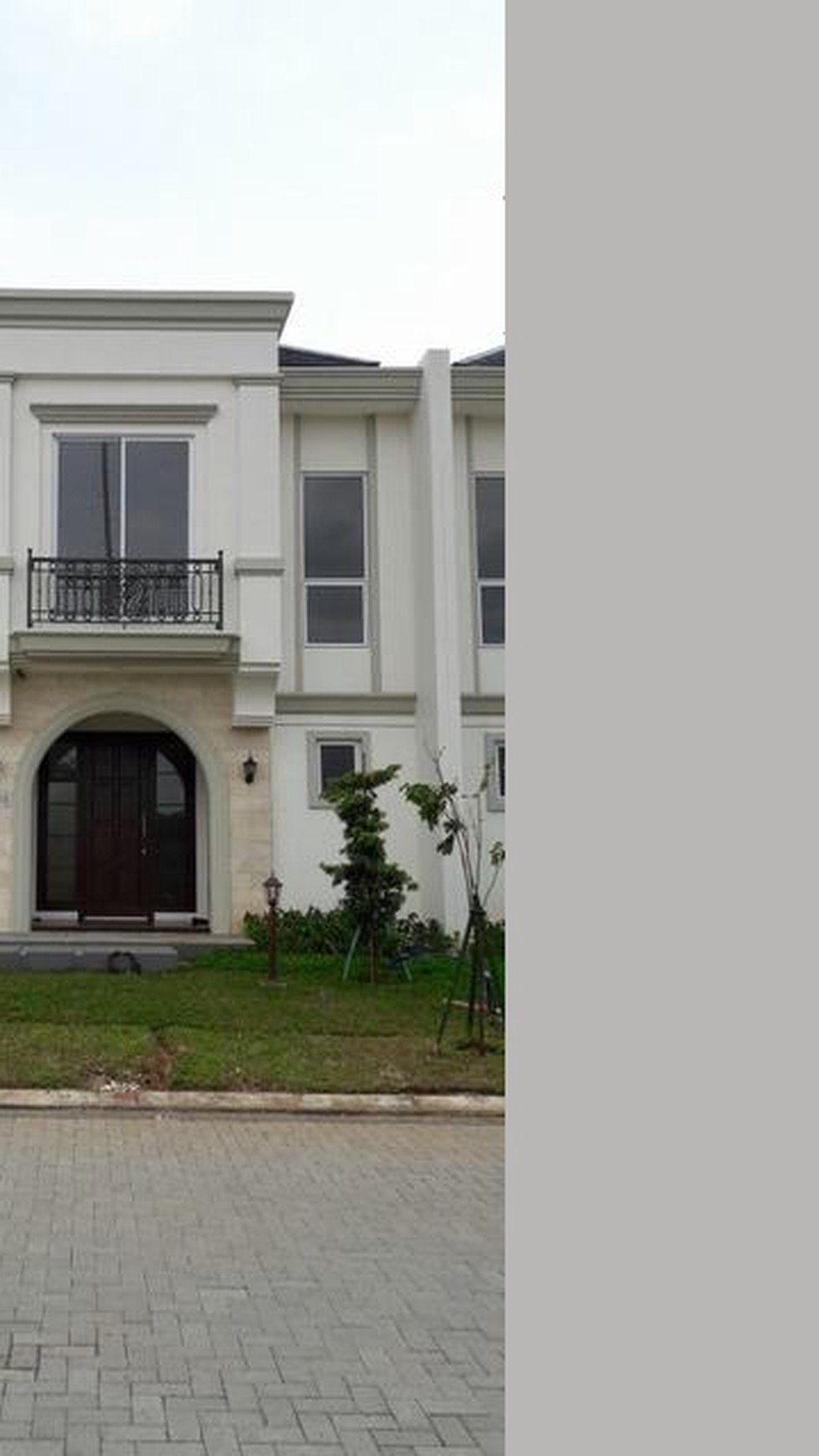 dijual rumah strategis, murah, harga nego sampai deal, siap huni. the eminent cluster vivacia bsd city