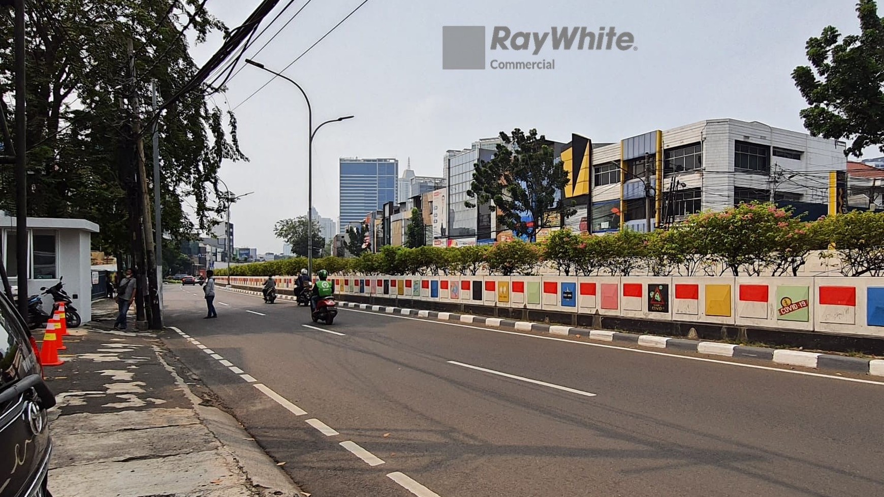 Dijual Ruko di Jl. Arteri Pondok Indah, Kebayoran Lama, Jakarta Selatan