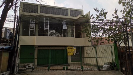 Gedung baru renovasi siap huni di Tubagus Ismail sayap Dago