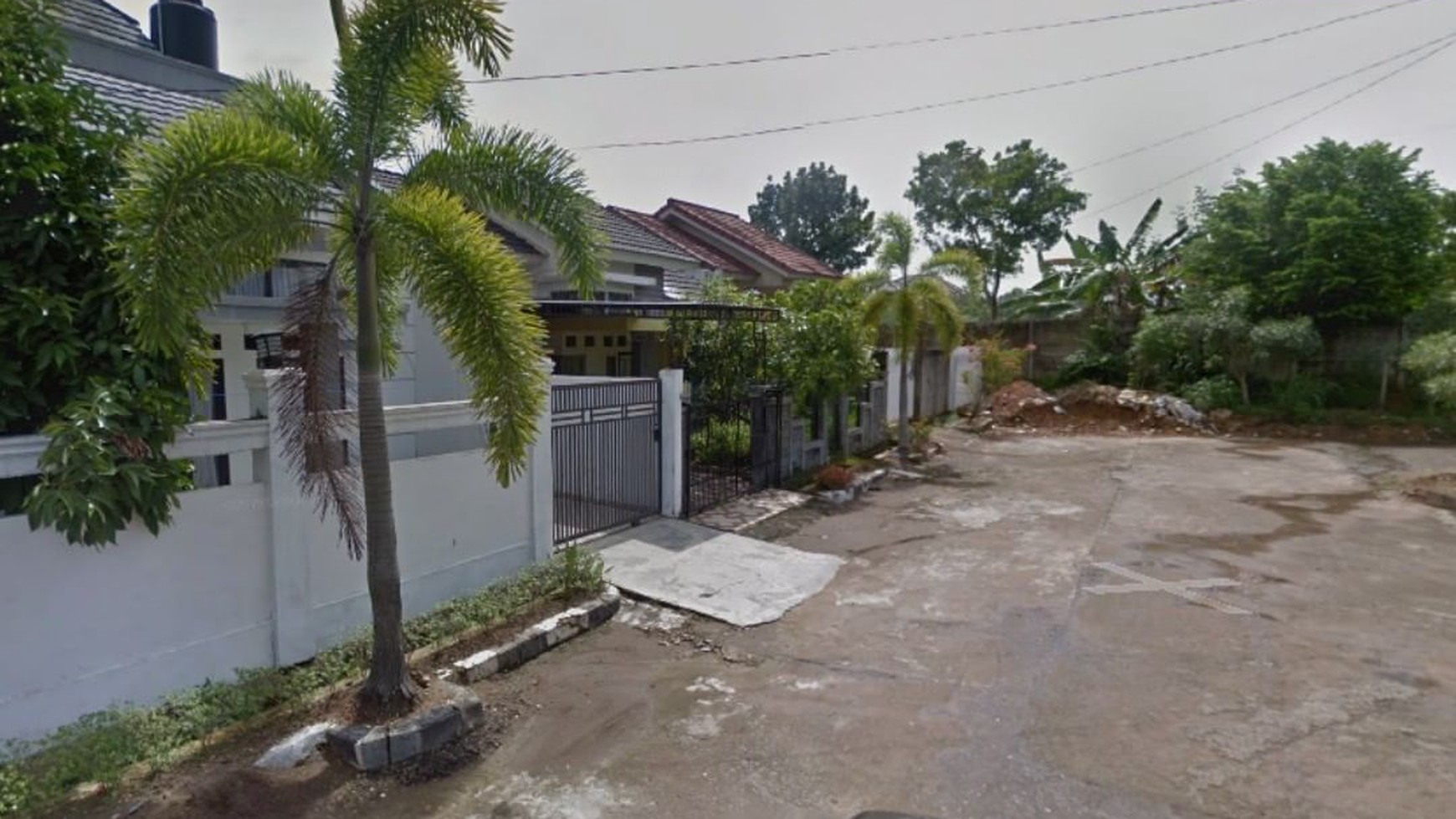 DISEWAKAN RUMAH 