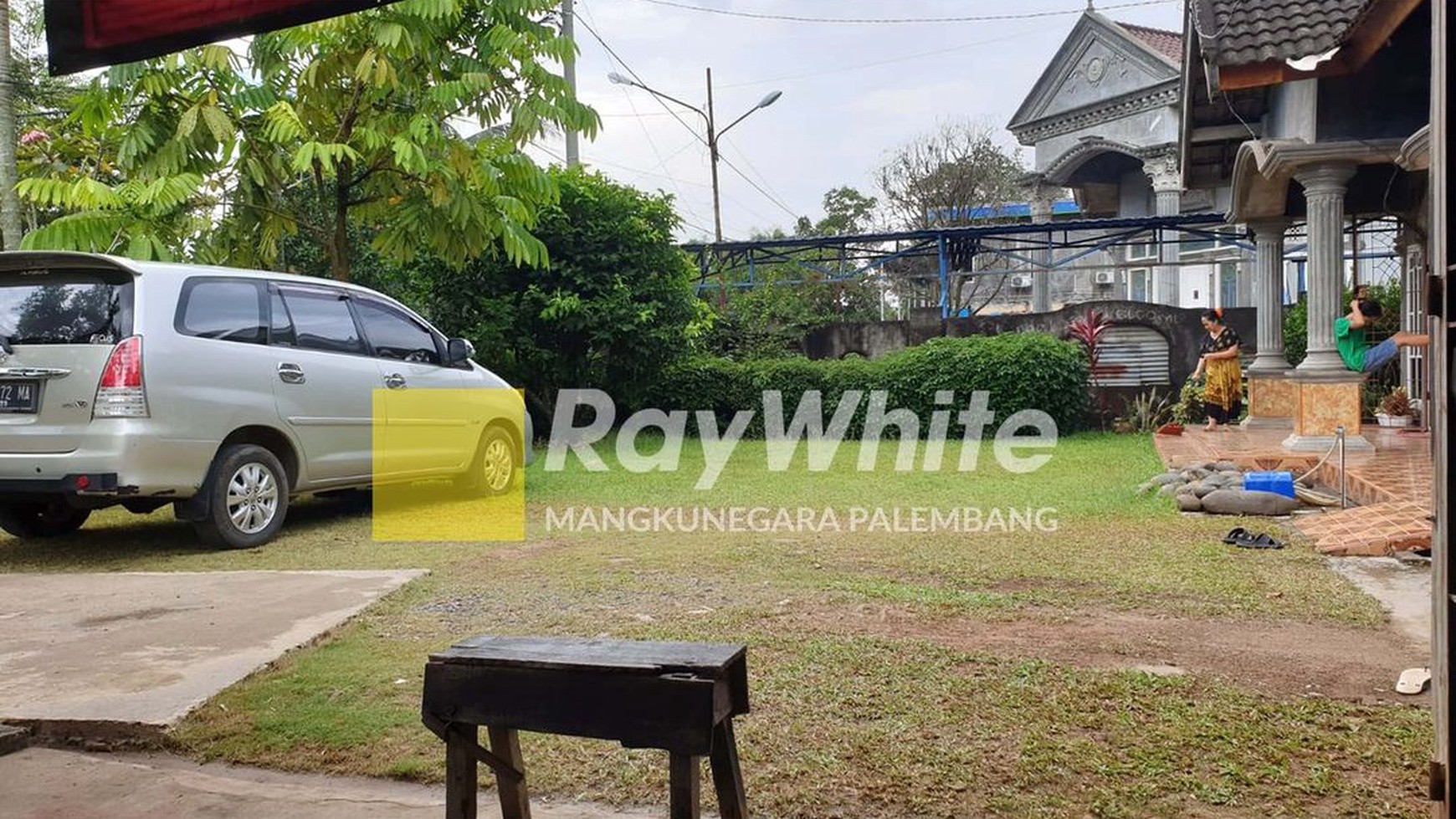 DI JUAL TANAH DAN RUMAH 