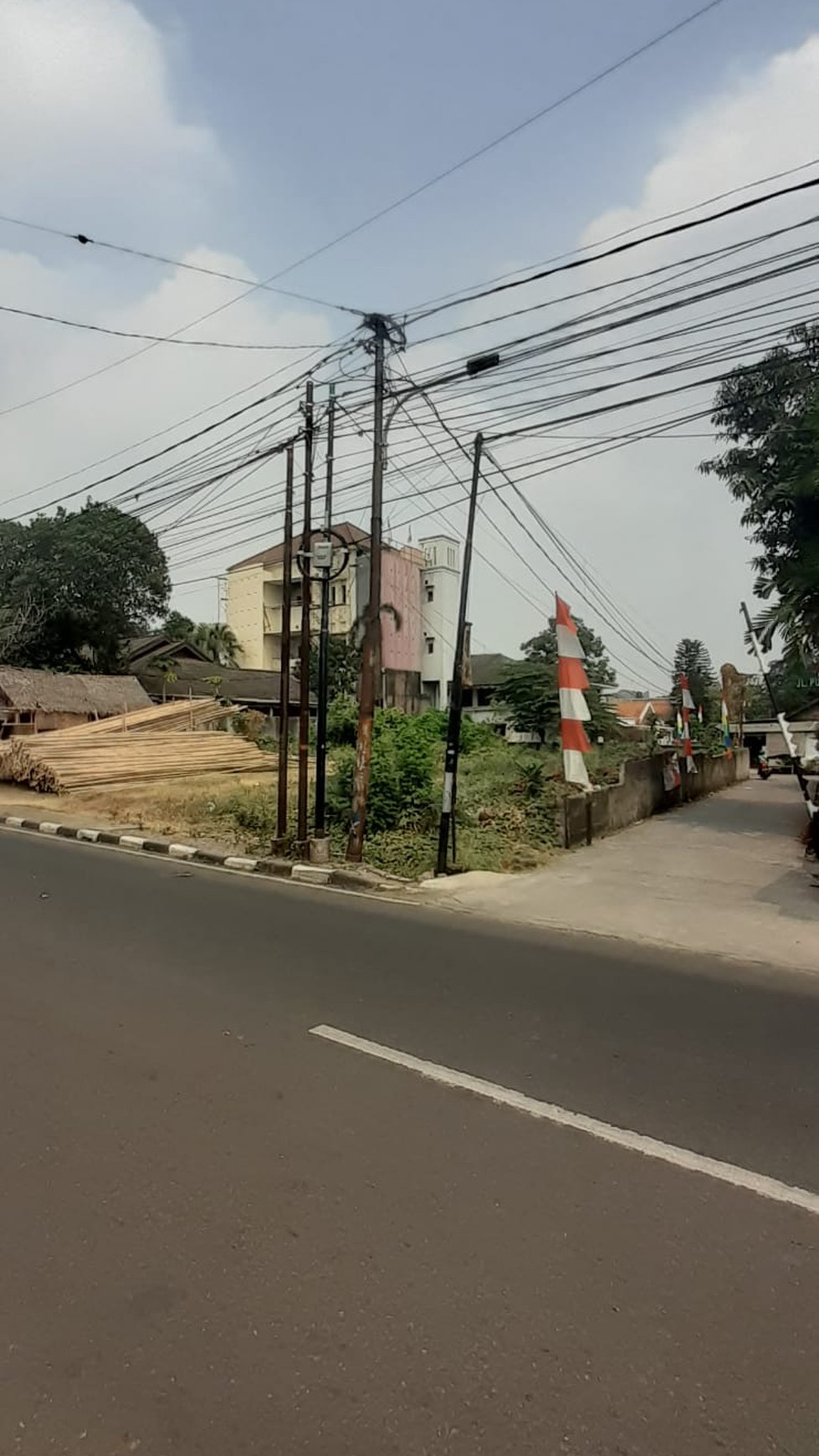 Kavling Siap Bangun Lokasi Strategis Pinggir Jalan Raya @Jl M Saidi Raya, Petukangan Selatan