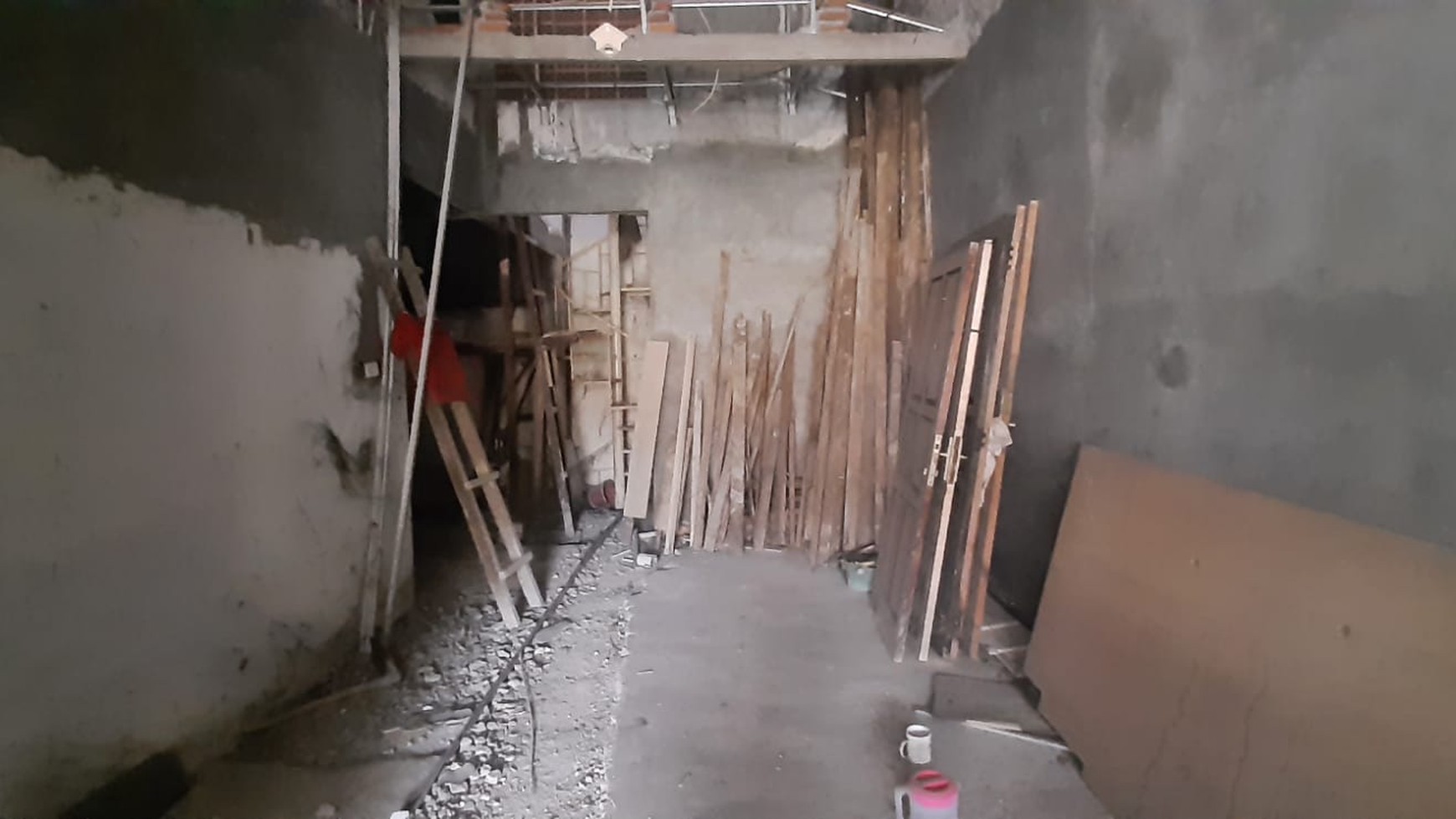 Rumah Standar Diarea Komplek Set-Neg Pinang Tangerang, Akses Toll