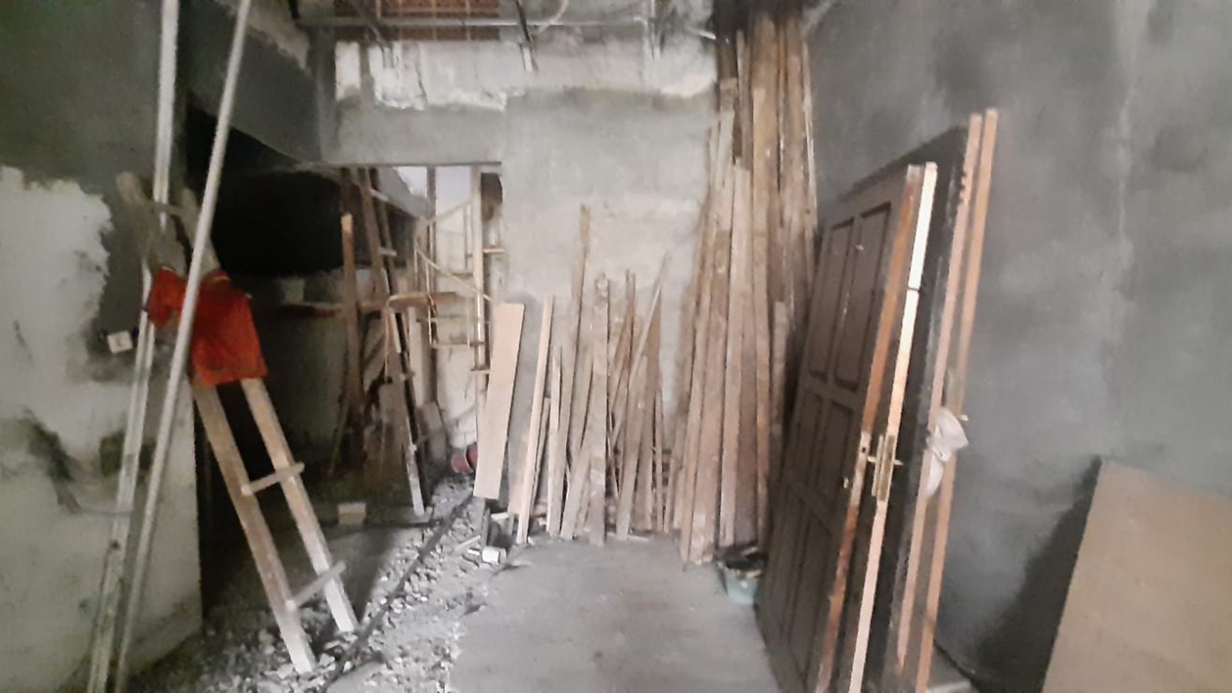 Rumah Standar Diarea Komplek Set-Neg Pinang Tangerang, Akses Toll