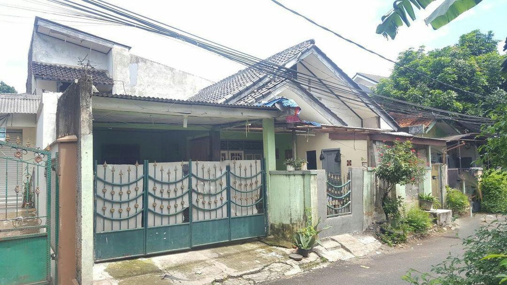 Dijual Rumah dan Kontrakan Lokasi Strategis dan Menguntungkan @Cipedak, Jagakarsa