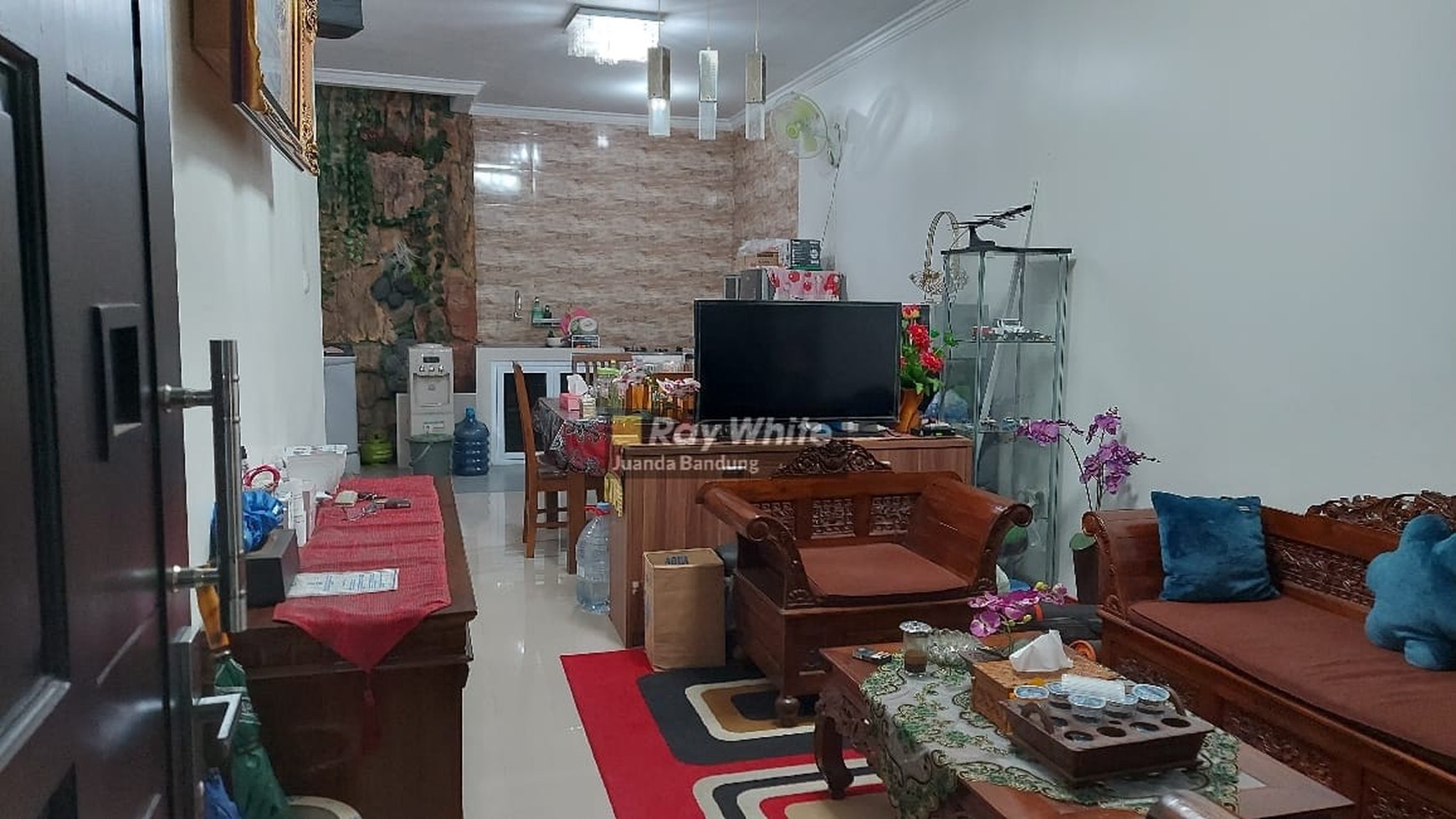 Turun harga! Rumah baru, minimalis dan siap huni di Taman Mutiara, Cimahi 