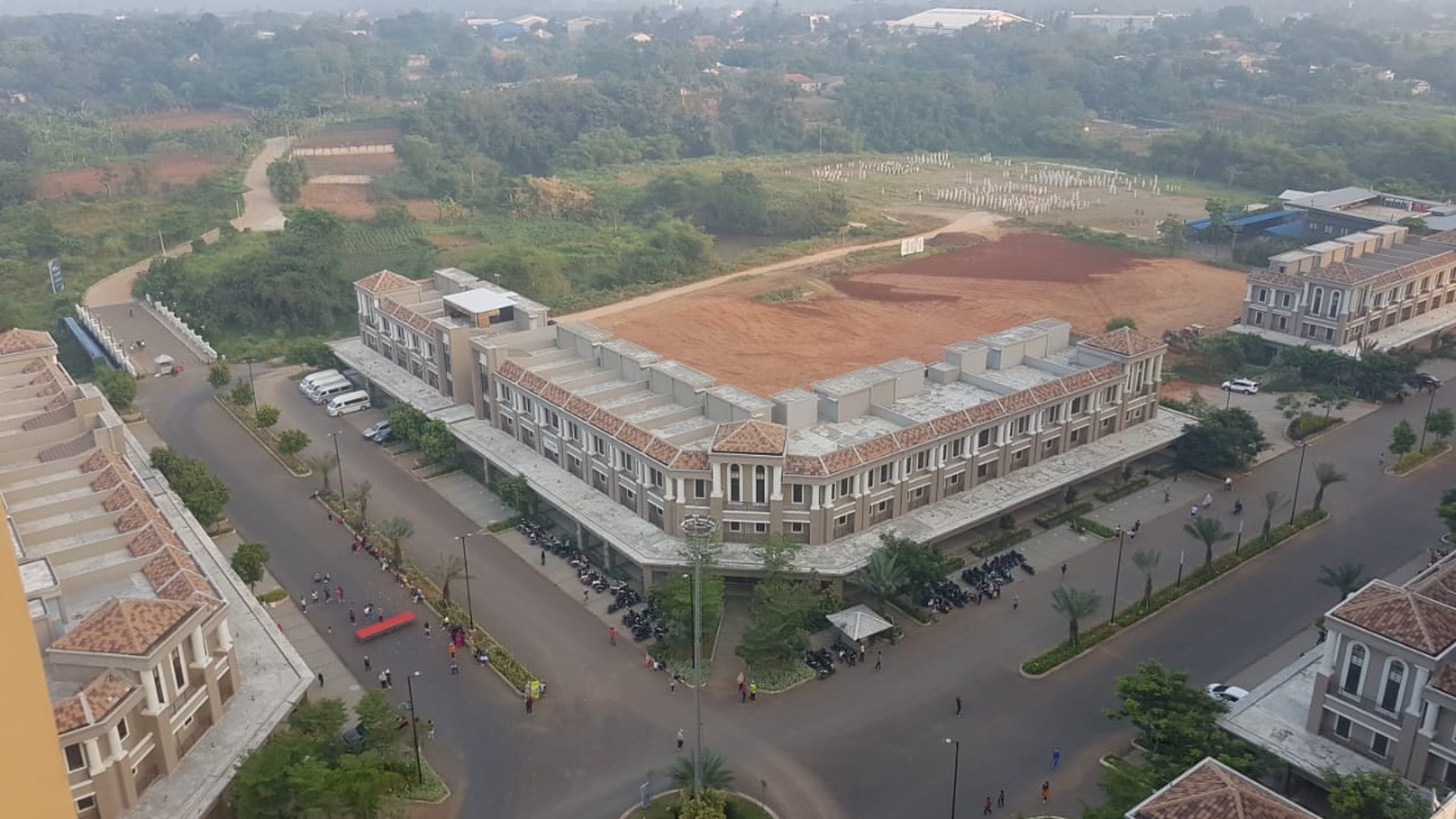 DI sewakan apartemen PODOMORO GOLF VIEW