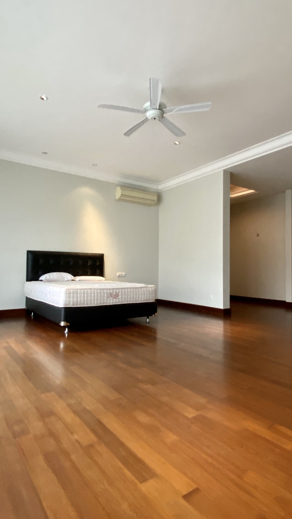 Dijual !! Rumah Mewah Modern Minimalist lokasi Kebayoran Baru - Jaksel