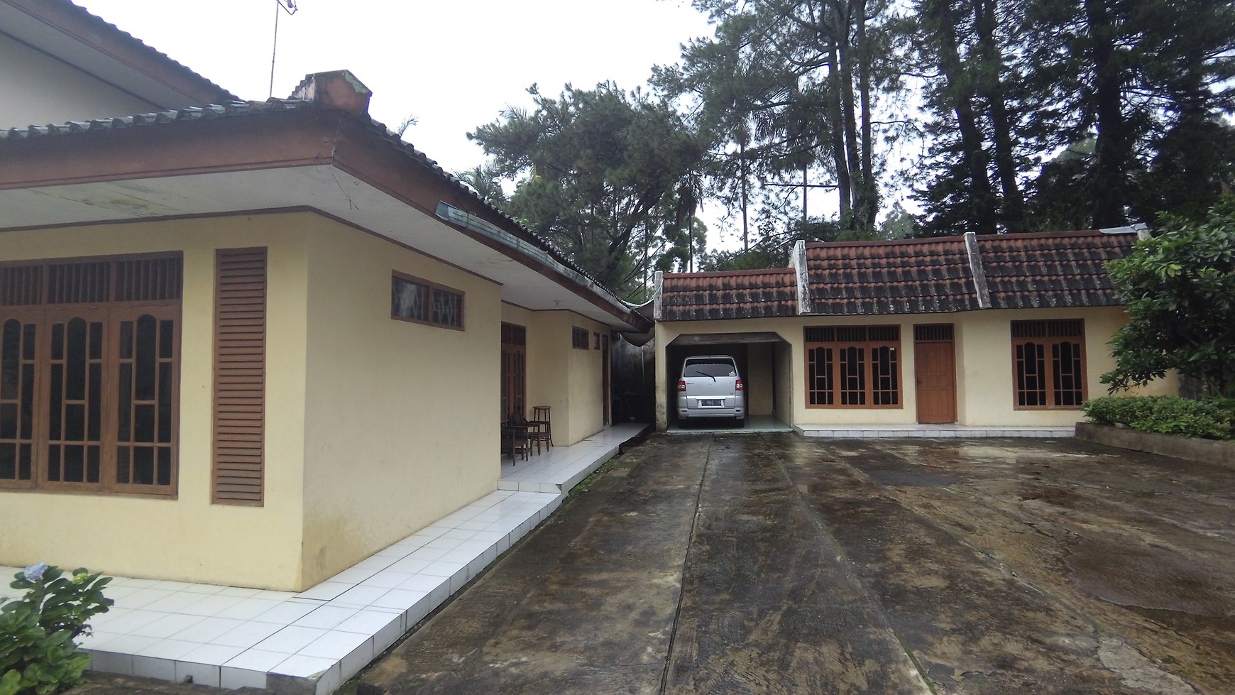 Villa Cisarua dekat Hotel Safari Garden , Luas 750m2