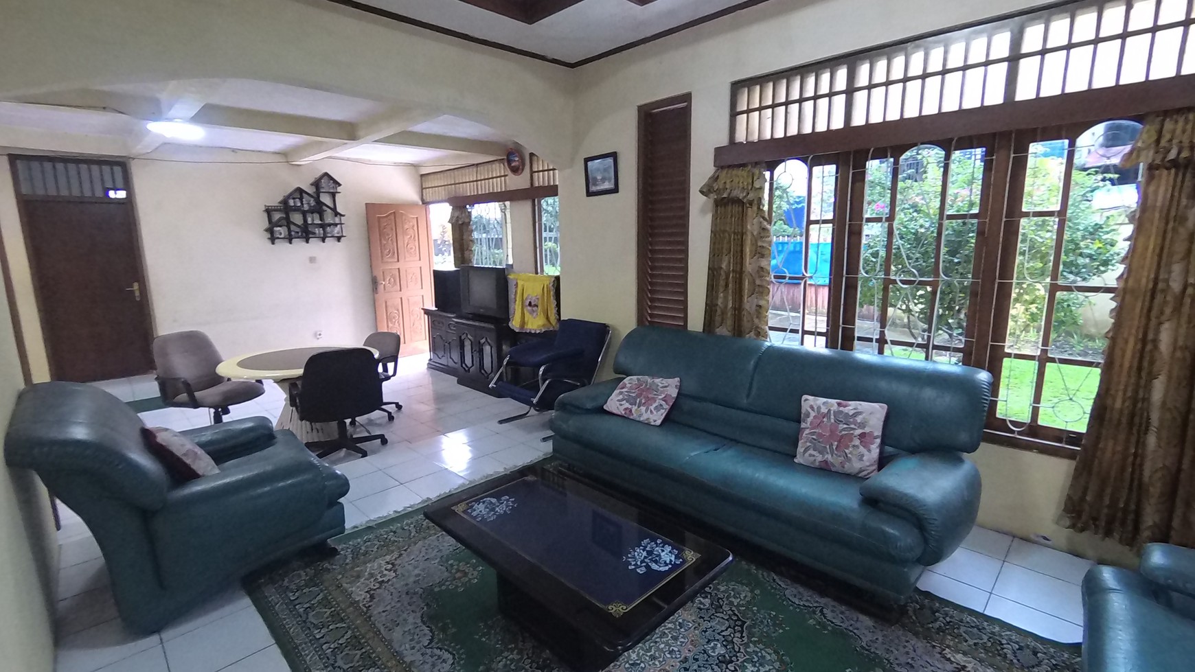 Villa Cisarua dekat Hotel Safari Garden , Luas 750m2