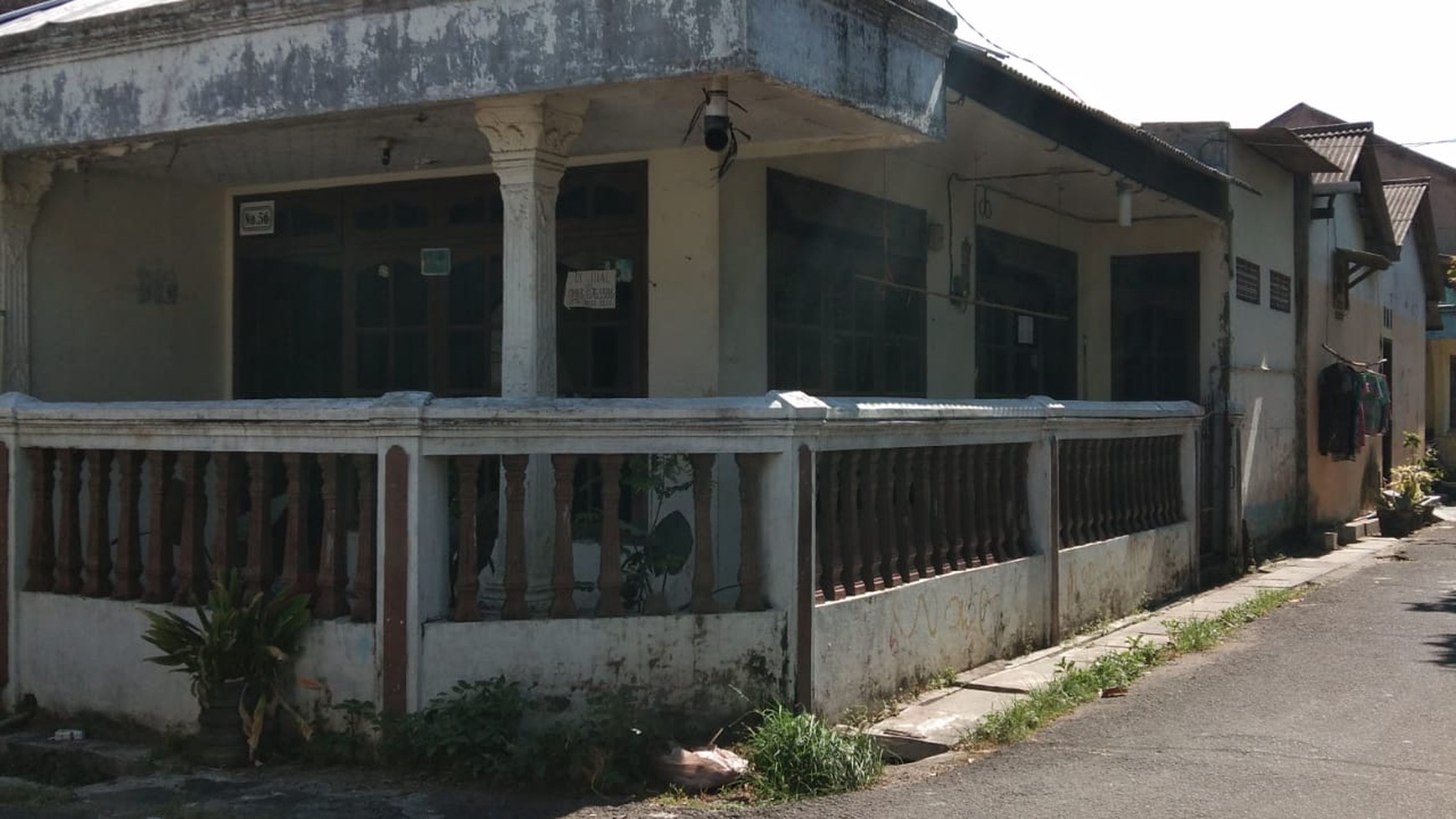 Jual murah rumah di cikokol JL. Maulana Yusuf dekat Kampus UNIS Kota Tangerang