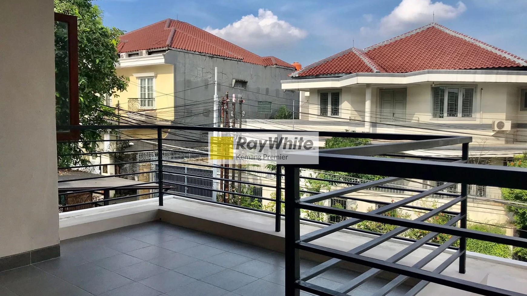 Rumah 2 lantai Baru Renovasi Pejaten Barat 5 Menit Pejaten Vilage