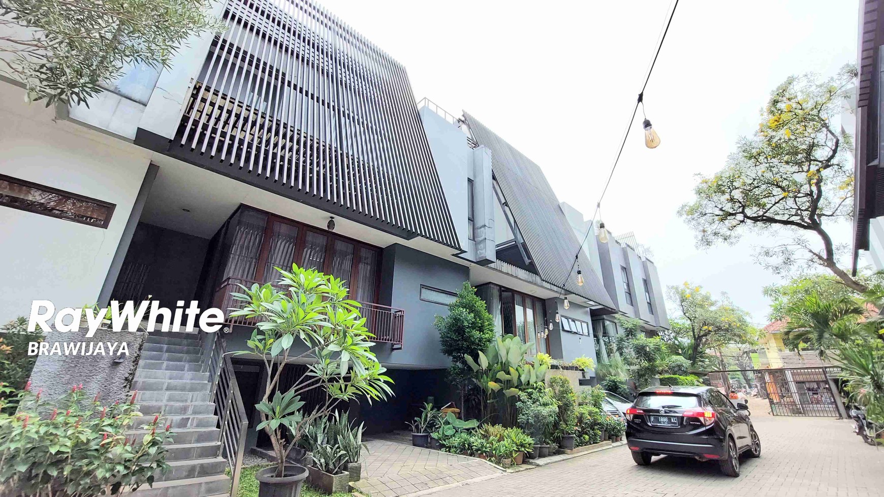 TOWNHOUSE DI BELVA TOWNHOUSE, BANGKA XI, JAKSEL, LOKASI STRATEGIS