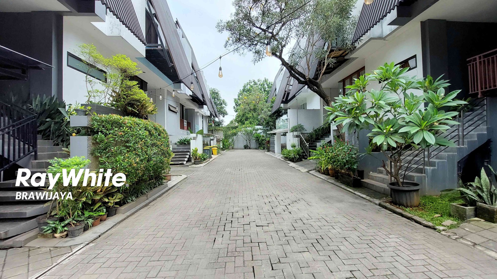 TOWNHOUSE DI BELVA TOWNHOUSE, BANGKA XI, JAKSEL, LOKASI STRATEGIS