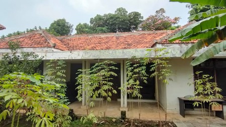 Rumah hitung tanah lokasi bagus keamanan 24jam kemang barat 