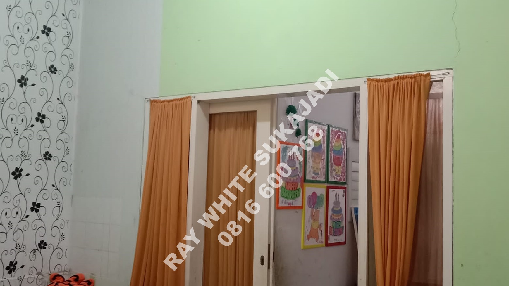 Dijual rumah Komplek Puri Ayana Kel.Gempol Sari Bandung