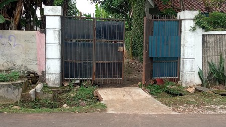 Tanah Ngantong Diarea Bambu Apus Cipayung  Siap Bangun  & Sudah Terpagar 