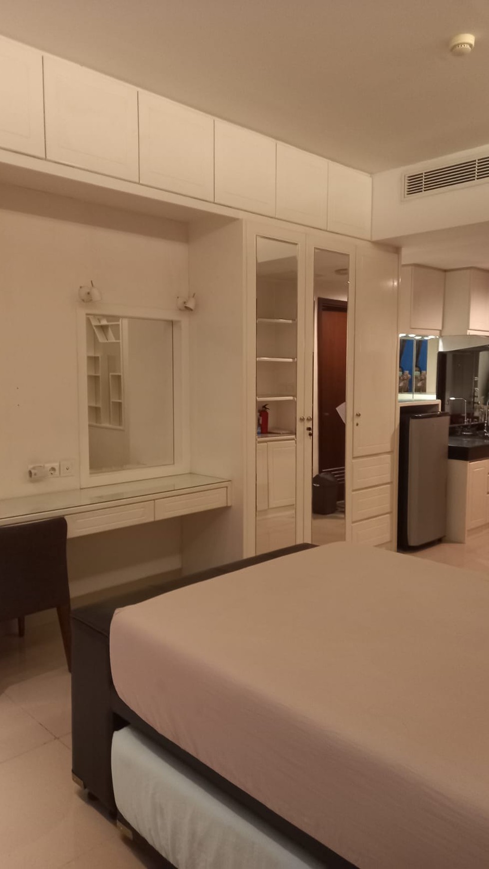 Dijual Apartemen U- Residence studio tower 1 ,full furnish siap huni