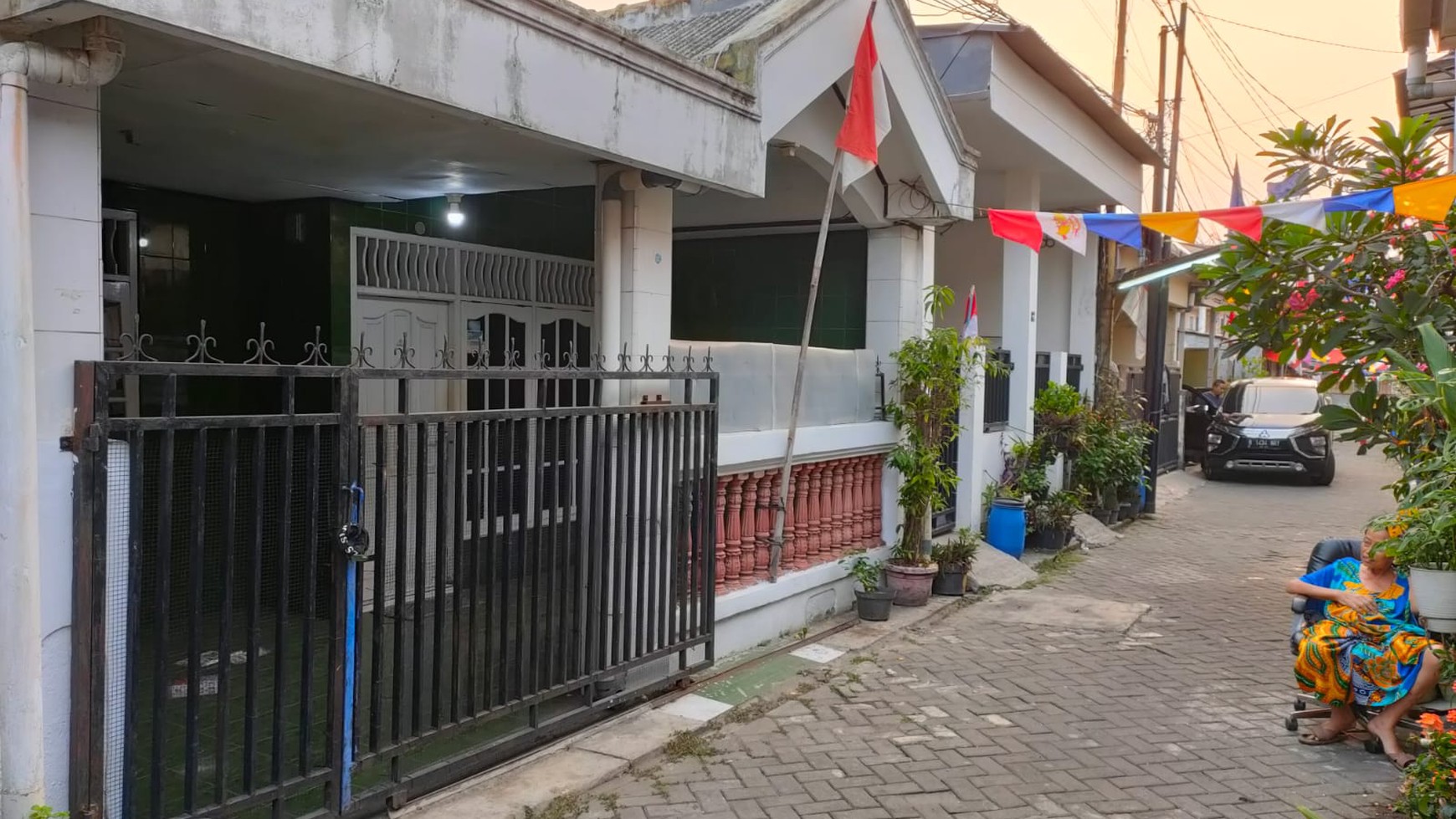 Dijual rumah di jalan Lombok, Cibodas-kota Tangerang  nyaman dan aman lingkungan sekitar