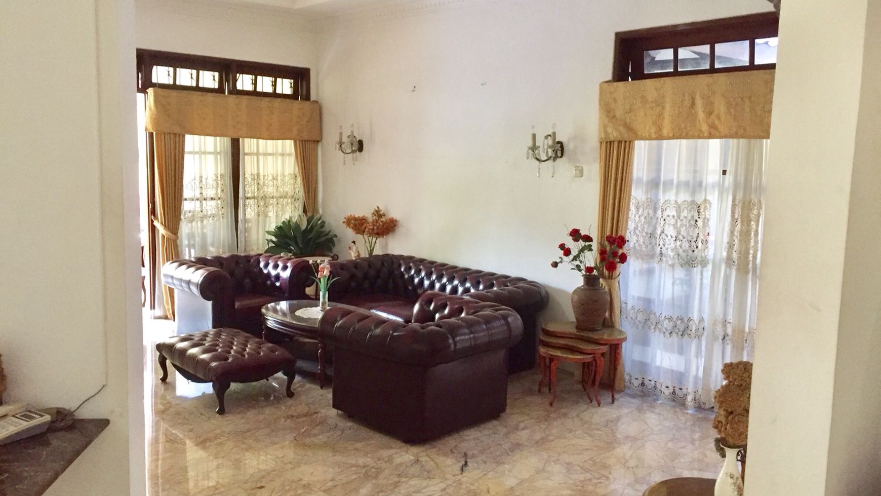 Rumah villa cinere mas murah luas terawat asri dan rapi jarang ada