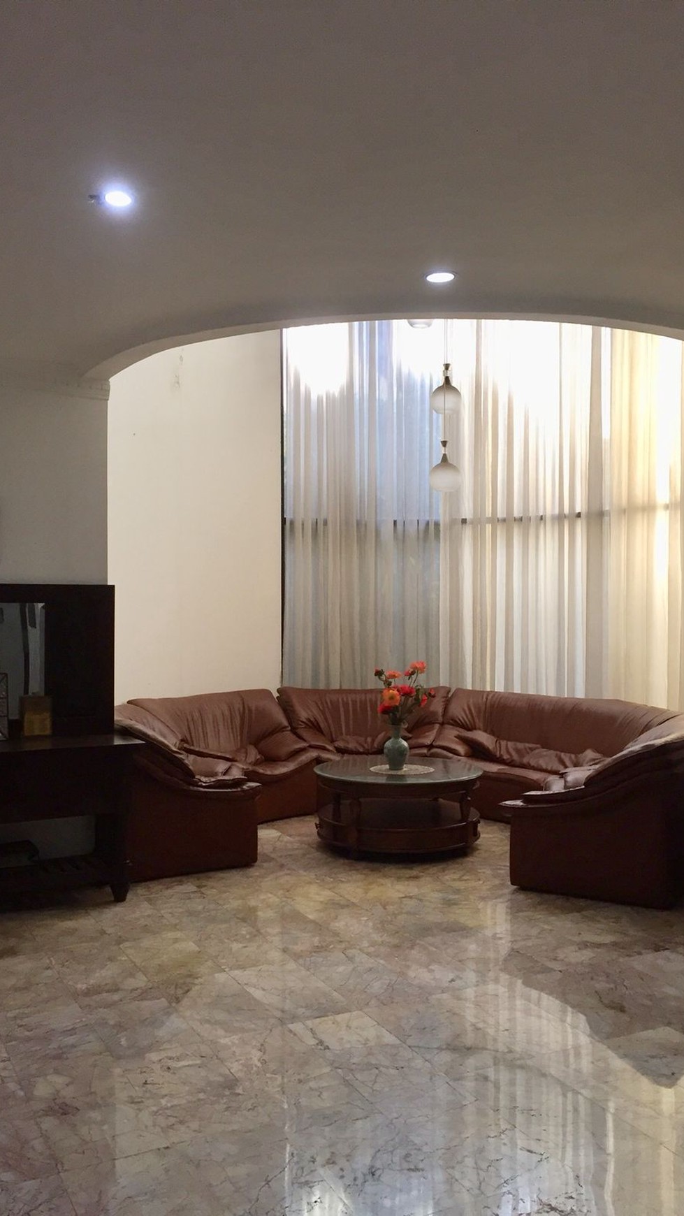 Rumah villa cinere mas murah luas terawat asri dan rapi jarang ada