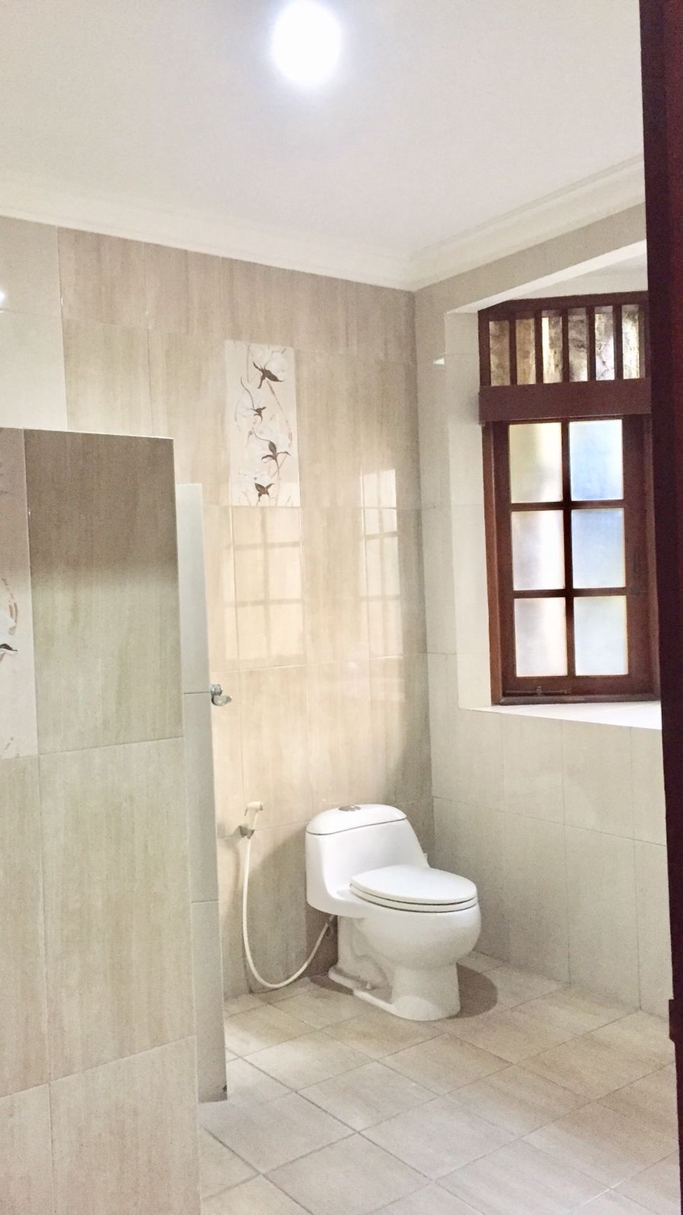 Rumah villa cinere mas murah luas terawat asri dan rapi jarang ada