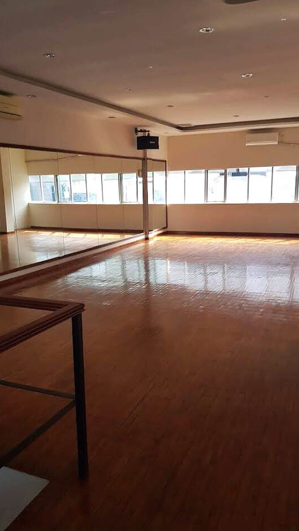 Ruko 3,5Lantai Diarea Jl Fatmawati Strategis Siap Pakai Dekat Akses Toll JORR 