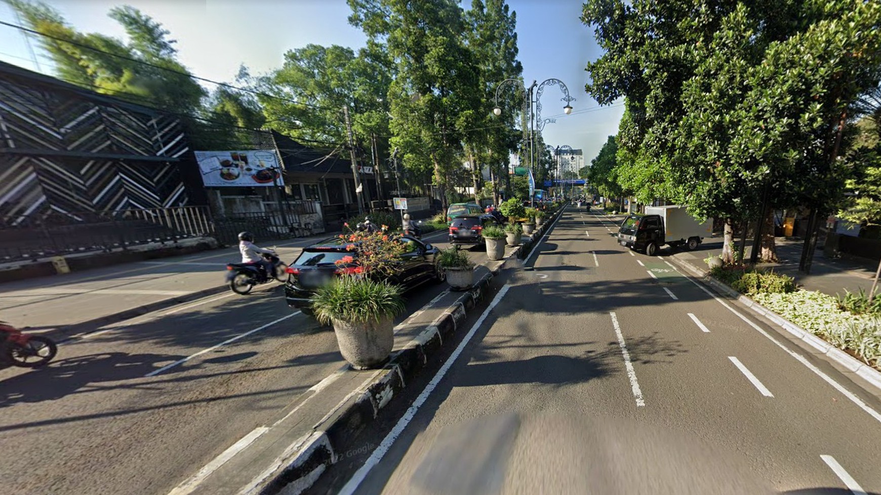 Ruang Usaha dengan Lokasi Strategis di Jalan Juanda, Dago, Bandung,  Jawa Barat