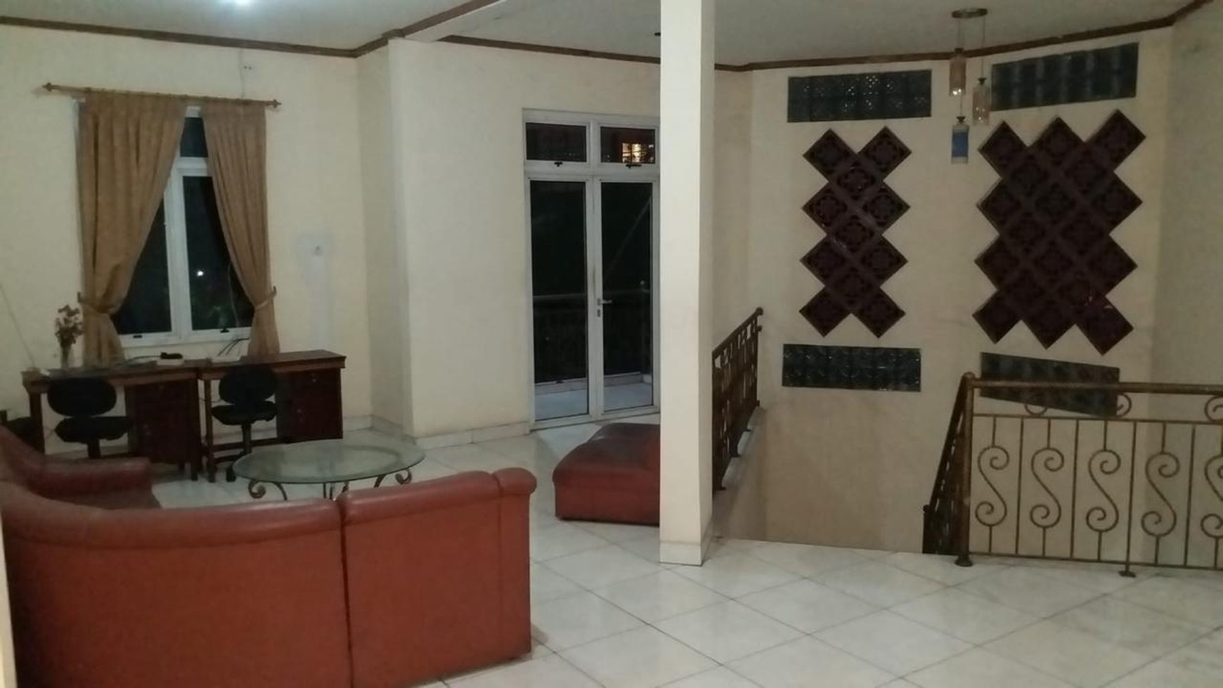 DIJUAL CEPAT - RUMAH HUNI DAN USAHA KOST AN