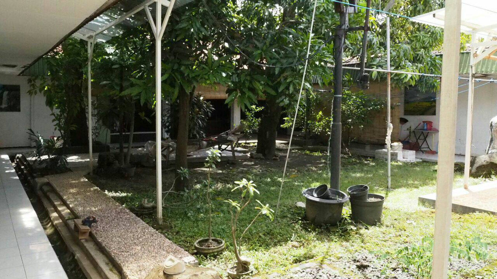 342. Dijual Rumah  Jl.Raya Kartini Sidoarjo