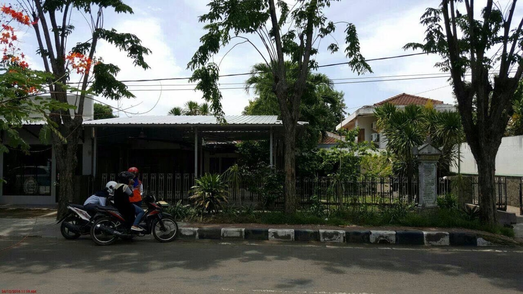 342. Dijual Rumah  Jl.Raya Kartini Sidoarjo