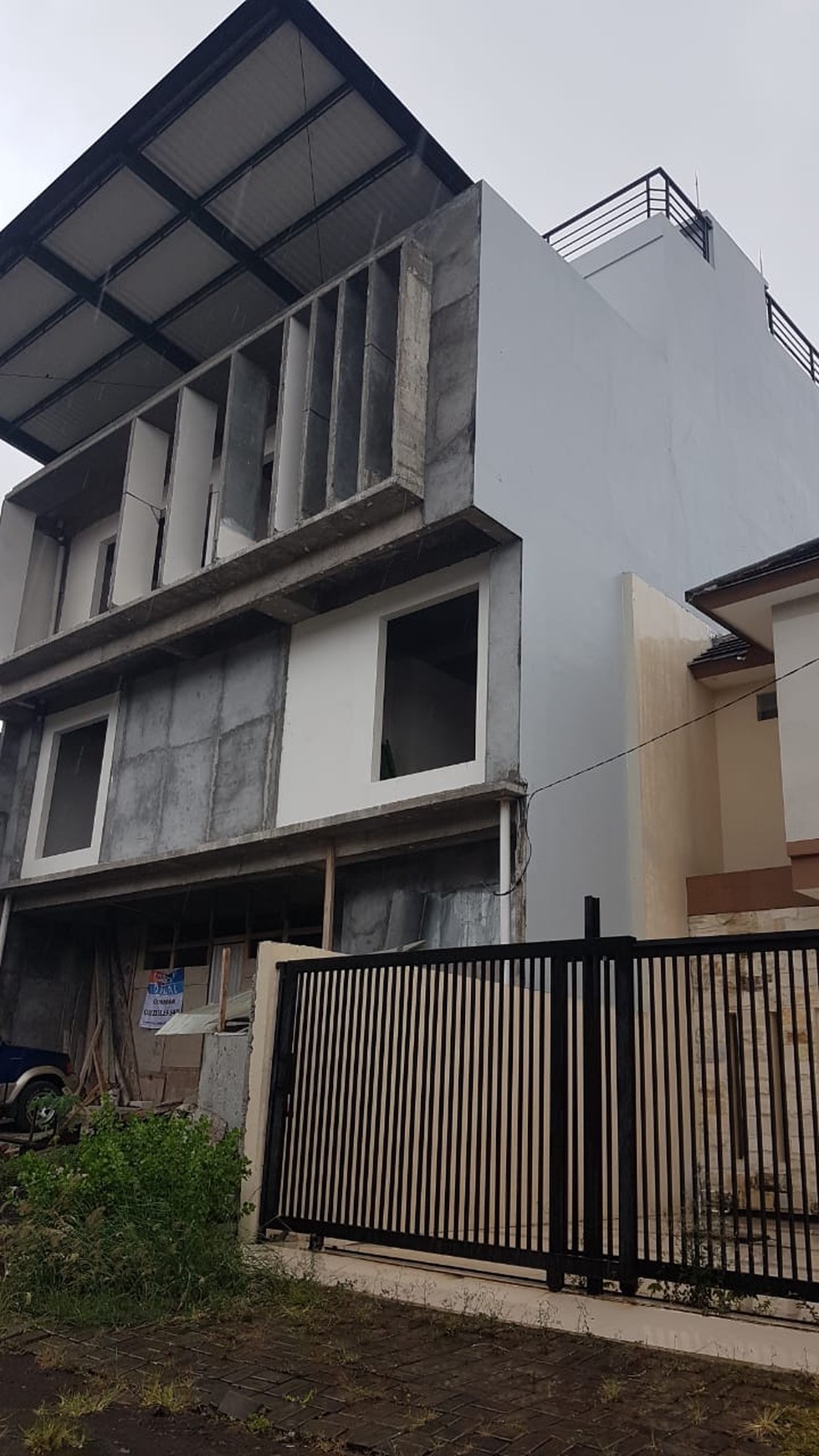 918. Dijual Rumah Klampis Semolo Tengah Surabaya Timur