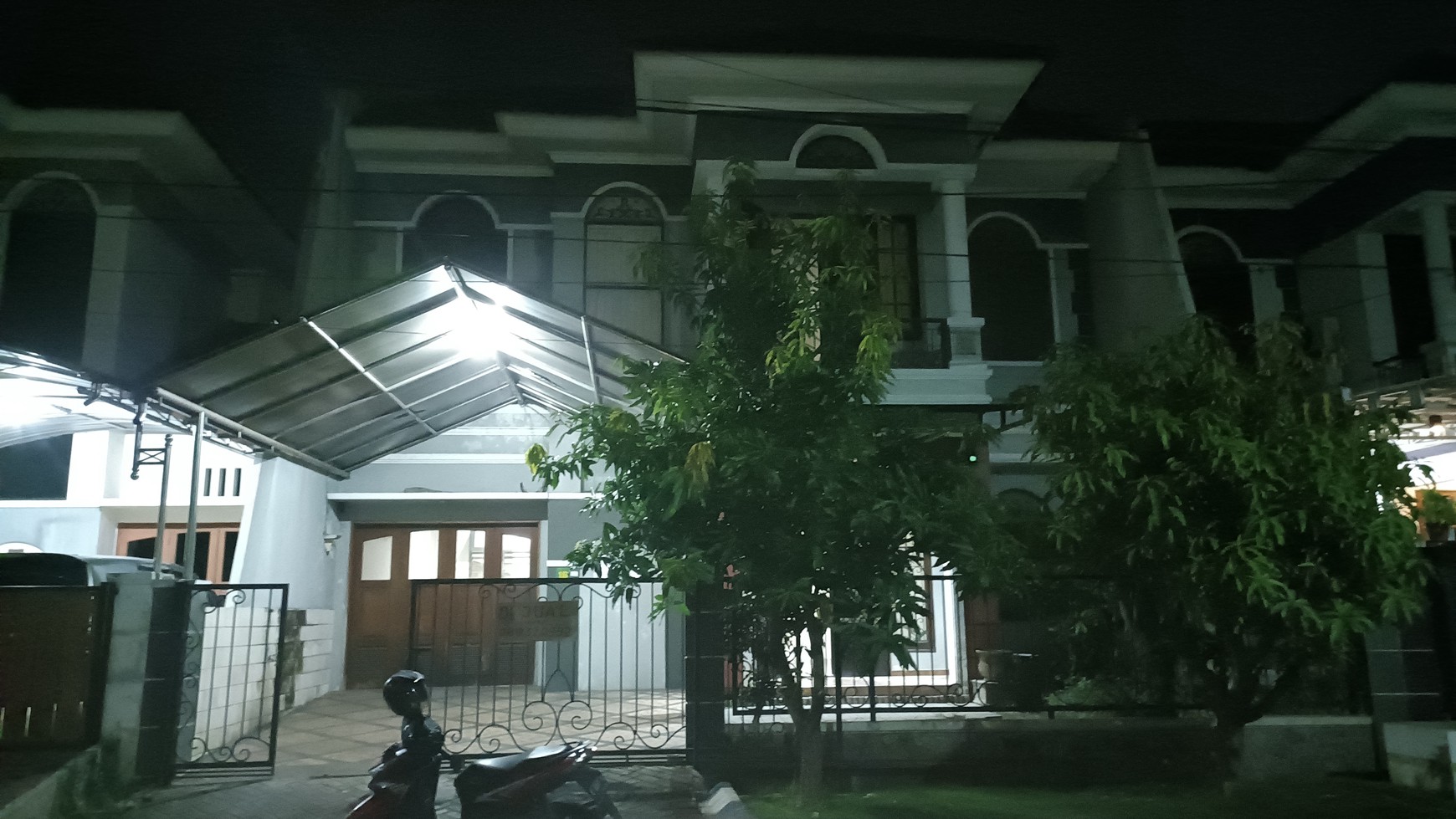 1130. Dijual Rumah Jalan Jeruk Cluster Amarylis Pondok Tjandra Indah Waru Sidoarjo 