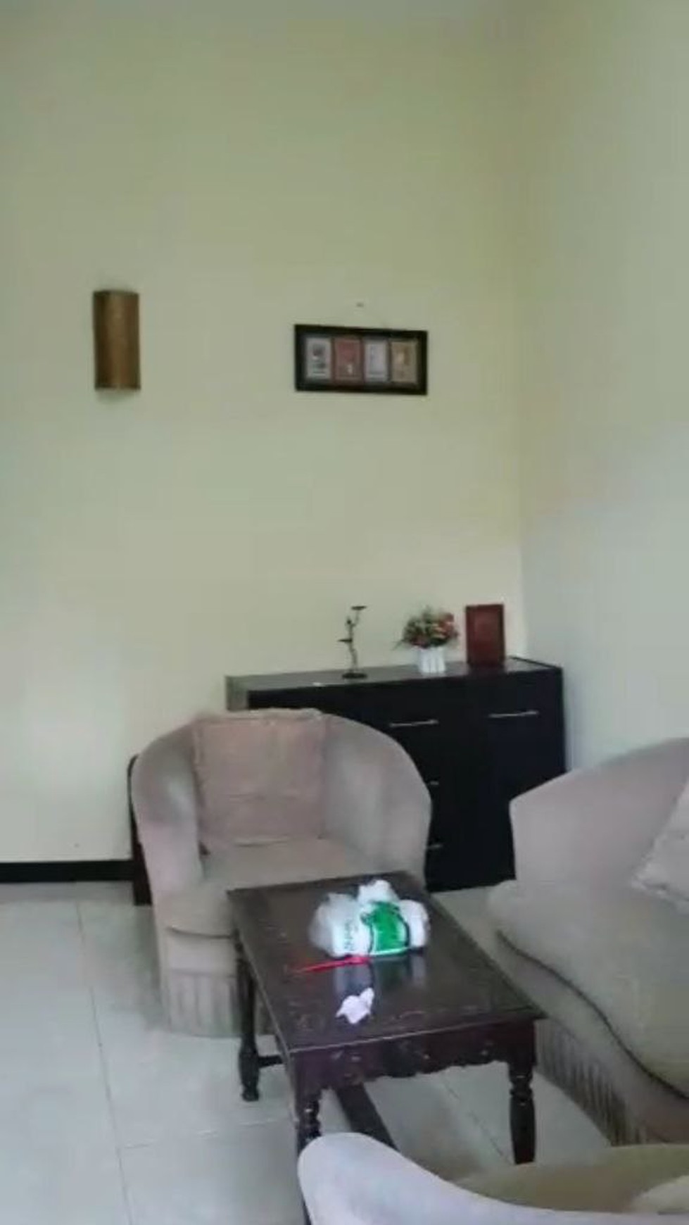 Dijual Rumah Bagus 2 Lantai Daera Wiyung Surabaya Barat