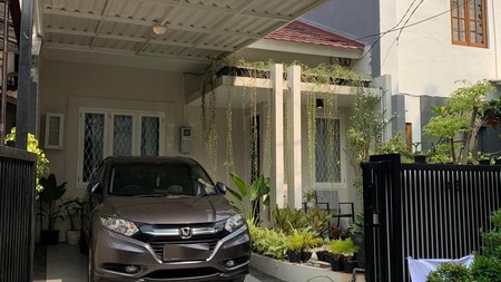 Rumah Cantik,siap huni di Bintaro Jaya 4.