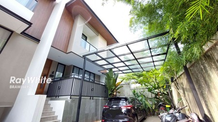 TOWNHOUSE DI CAVANA SIMATUPANG, SIAP HUNI, HANYA 2 KM KE TOL AMPERA