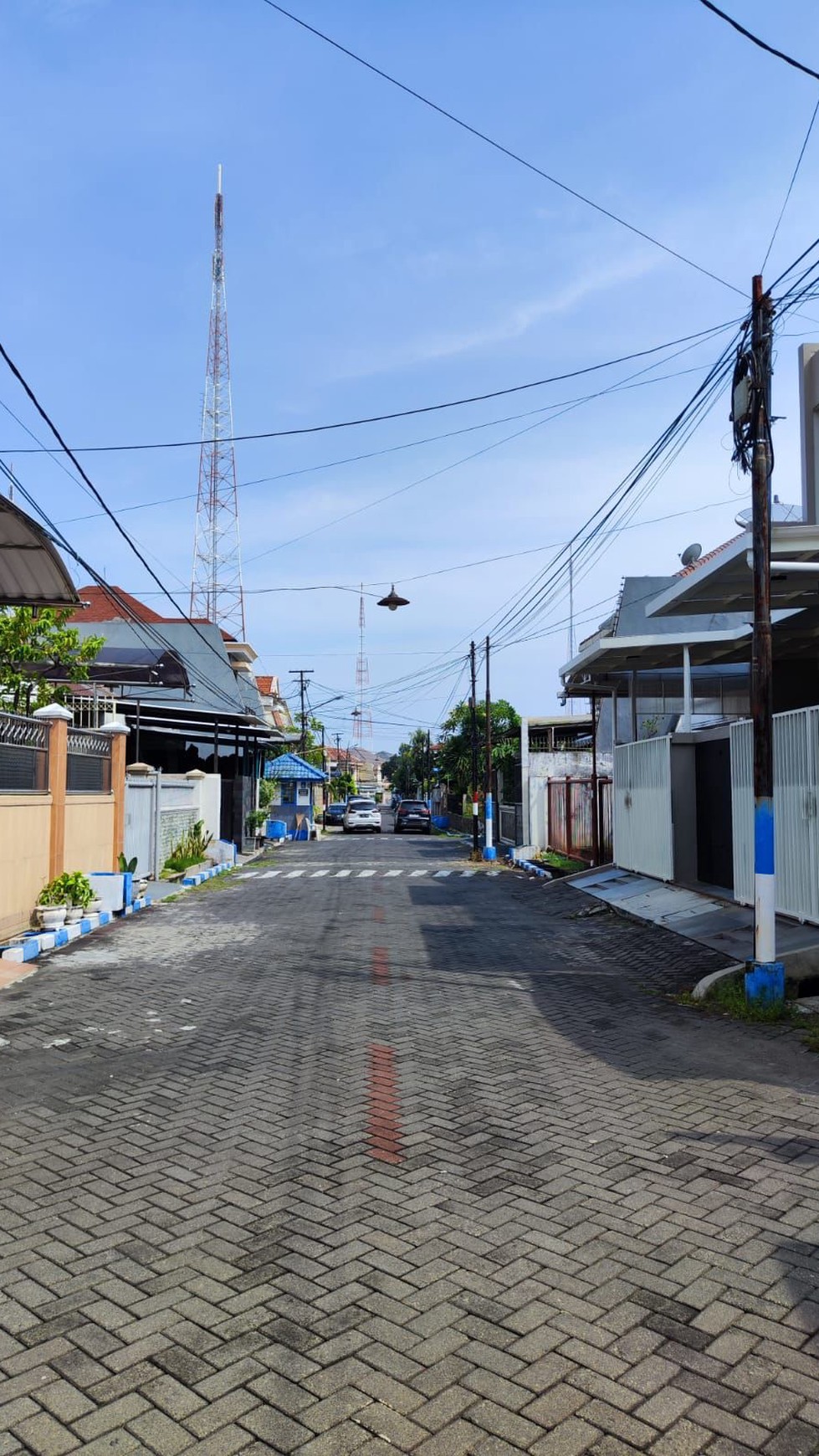 Rumah Minimalis 1 Lantai Siap Huni Di Simpang Darmo Permai Selatan Surabaya Barat