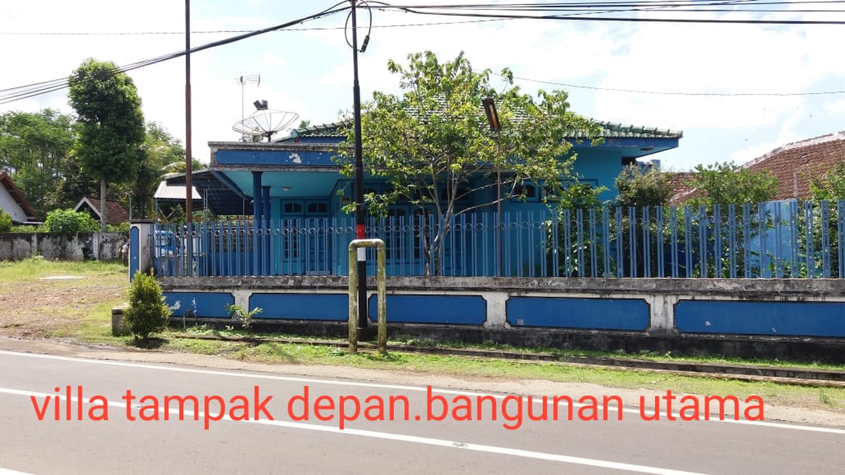 523. Dijual Villa dan tanah sawah Nol jalan Raya Tamansari-Licin, Desa Tamansari Kec Glagah Kab Banyuwangi 