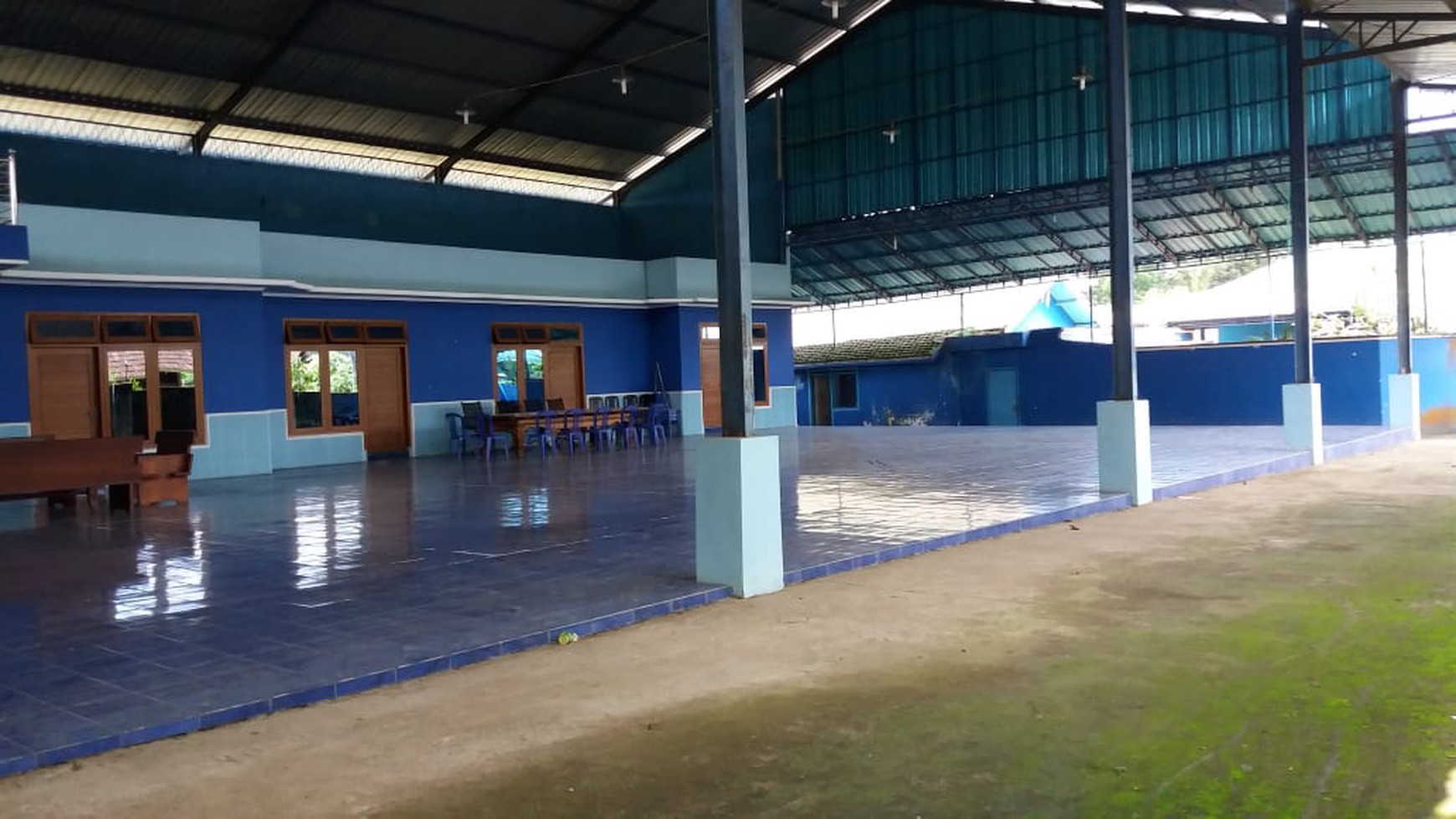 523. Dijual Villa dan tanah sawah Nol jalan Raya Tamansari-Licin, Desa Tamansari Kec Glagah Kab Banyuwangi 