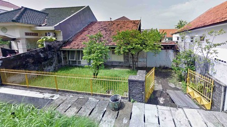 Rumah di Gayungsari Surabaya Selatan, Luas 12 x 25 m2, HITUNG TANAH !!!