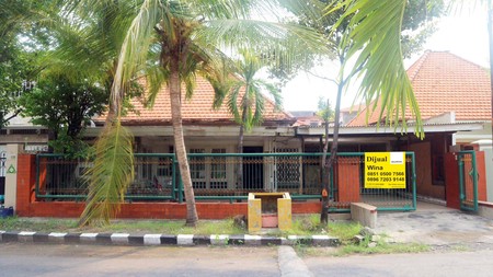 Rumah di Jl.Siak Darmo Surabaya Kota, bisa untuk rumah tinggal/kantor/usaha lainnya