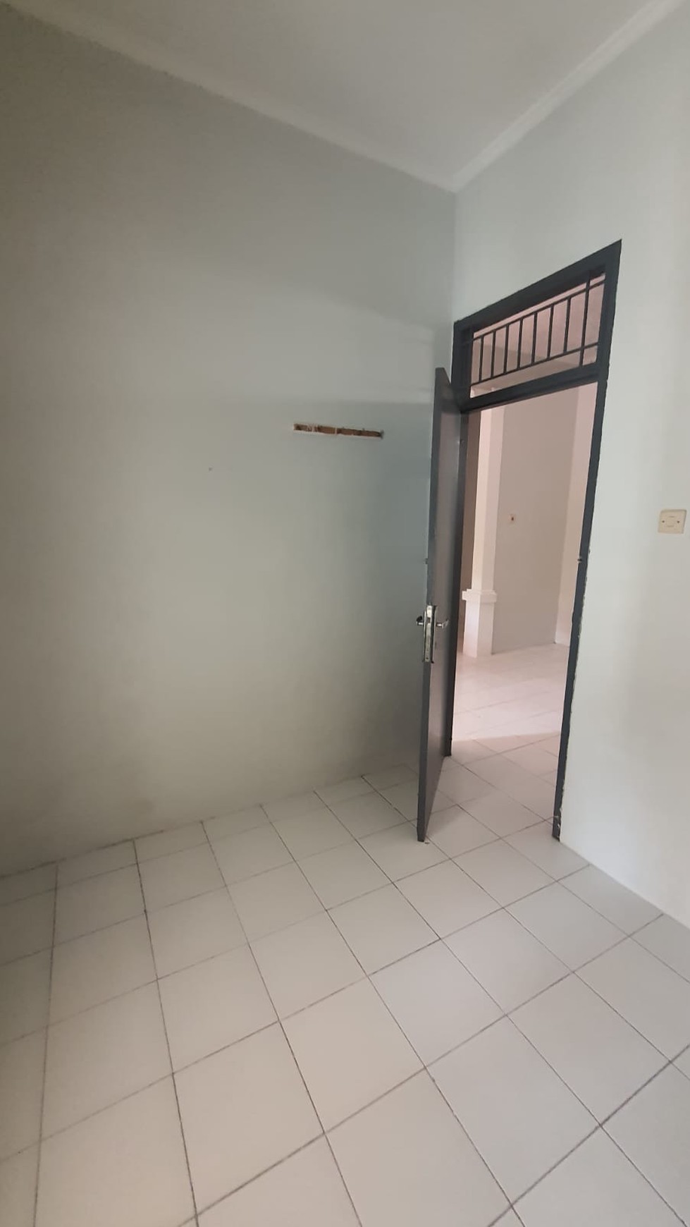 Rumah Bagus Di Permata Medang, Jl Angelia Serpong Tangerang