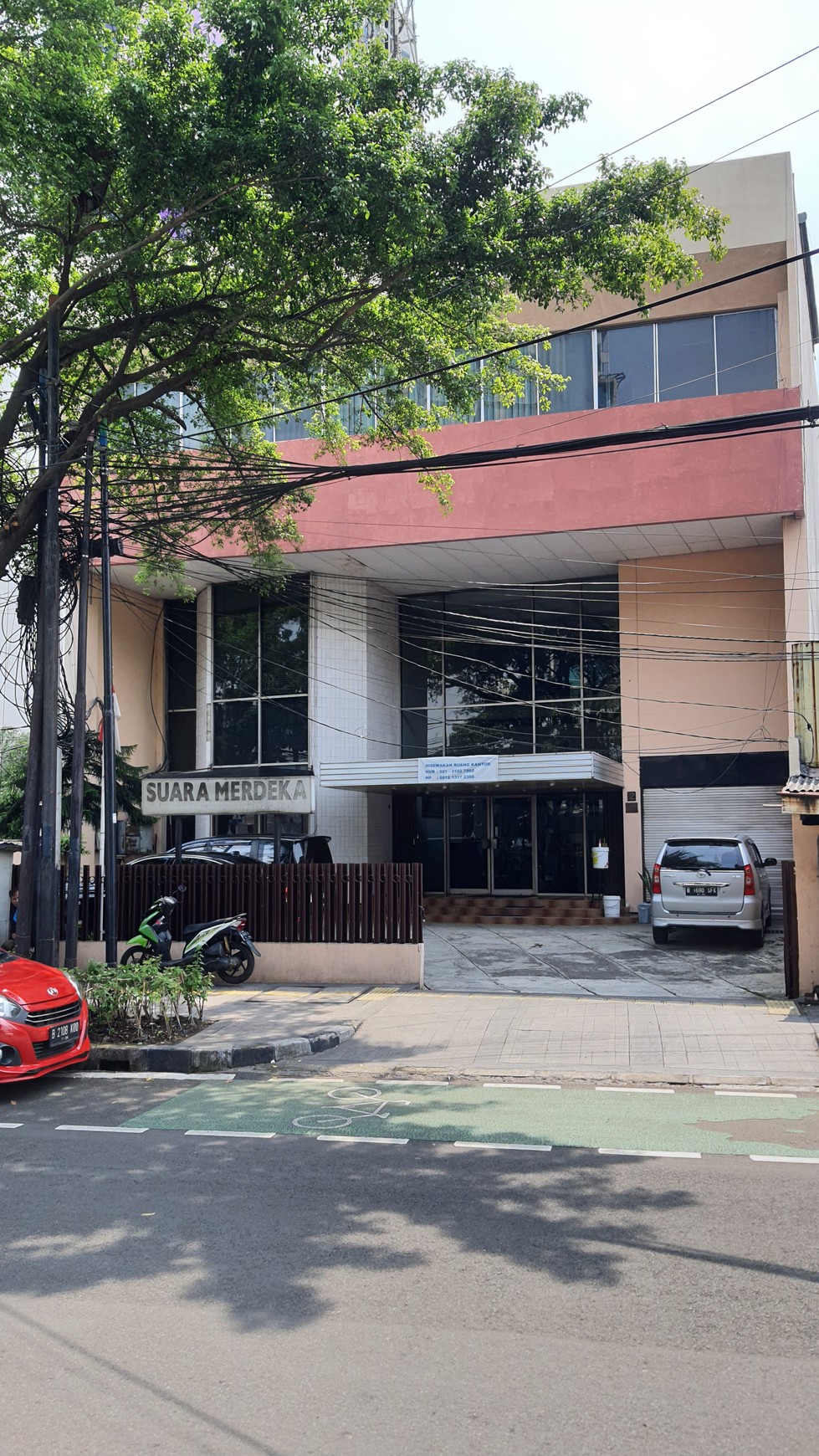 Dijual Mini Building Menteng Jarang ada 