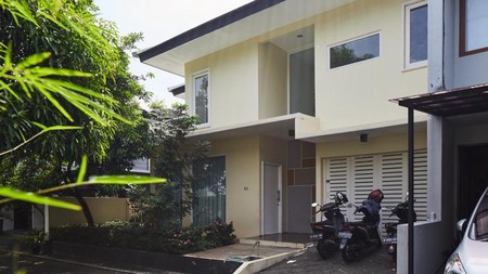 Rumah Bagus Di Alea Town House Cilandak Jakarta Selatan