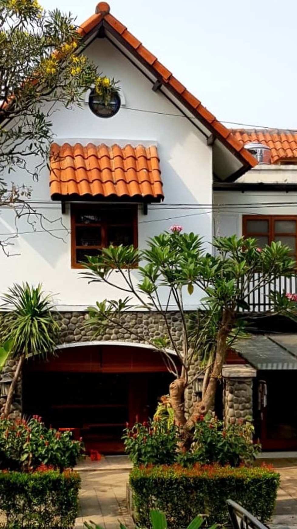 Rumah Cakep Diarea Cluster Villa Cendana Siap Masuk Dekat Akses Toll Lebak Bulus  