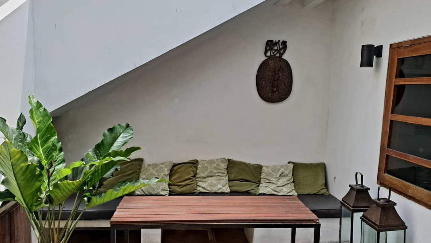 Rumah Cakep Diarea Cluster Villa Cendana Siap Masuk Dekat Akses Toll Lebak Bulus  