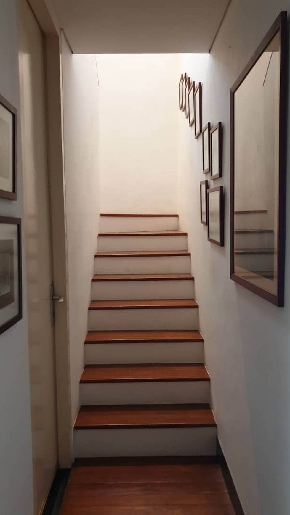 Rumah Cakep Diarea Cluster Villa Cendana Siap Masuk Dekat Akses Toll Lebak Bulus  