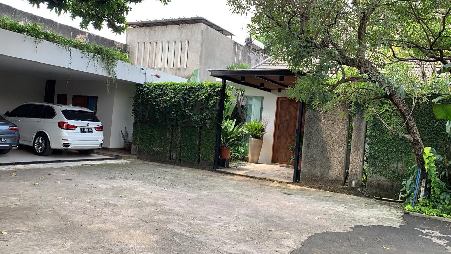 DIJUAL RUMAH JL PEPAYA RAYA JAGAKARSA JAKARTA SELATAN